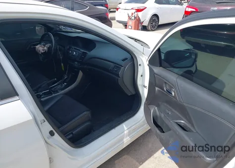 2016 Honda Accord Sport z USA, uszkodzony, nr VIN 1HGCR2F53GA043321